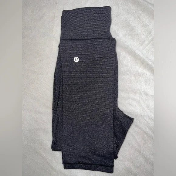 Lululemon Skinny Will Pants / Size 4 - Picture 5 of 12